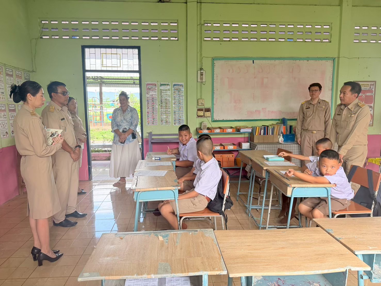 รับการนิเทศเตรียมความพร้อมเปิดภาคเรียน1-69